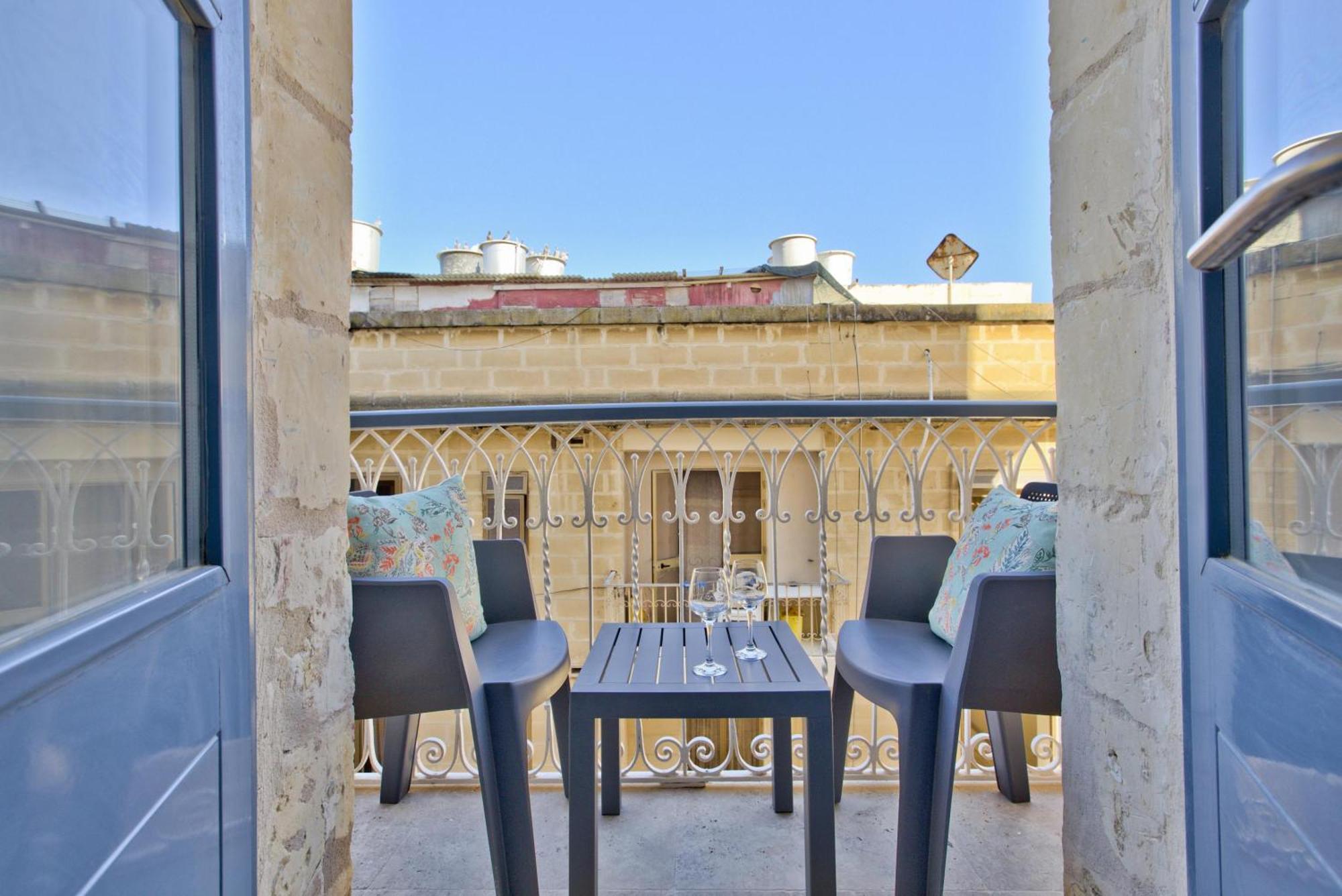 Ursula Apartments Self Catering Studios And 1-Br In Central Valletta By Tritoni Hotels Valeta Exterior foto